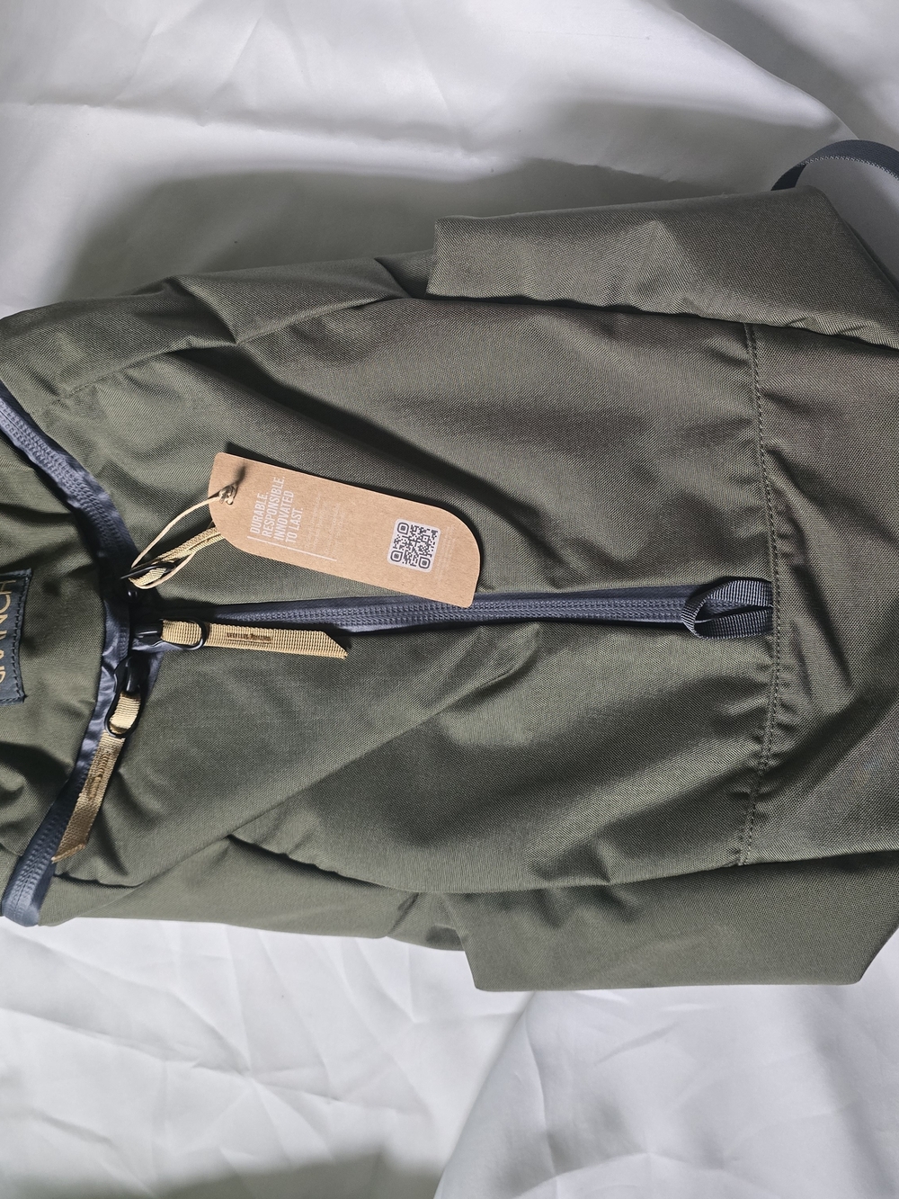 MYSTERY RANCH Catalyst 22 Olive Green Travel/Daypack with Navy Trim